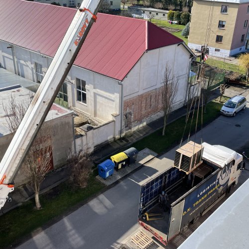 28 solárních kolektorů Suntime 2.1 pro bytový dům (Vysoké Mýto)