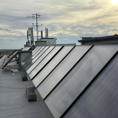 Rekonstrukce kotelen a solární systém pro bytový dům ve Znojmě
