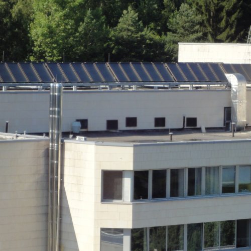 Solární systém 52 kolektorů Suntime pro lázně (Nimnica SK)