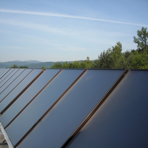 Solární systém 52 kolektorů Suntime pro lázně (Nimnica SK)